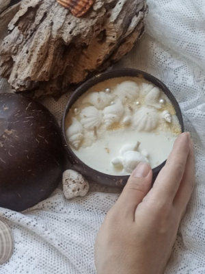 Coconut Shell Candle